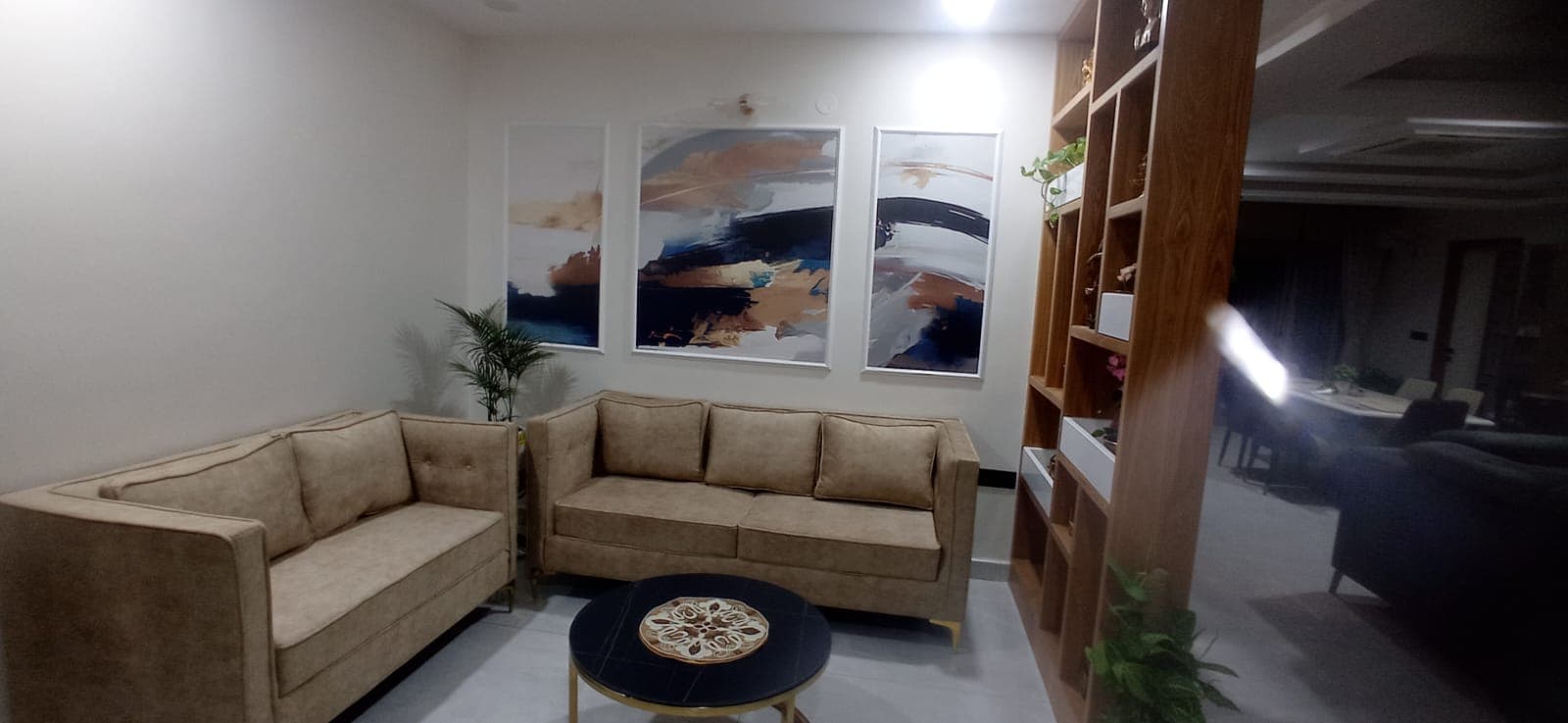 Warm Living Spaces gallery image 4