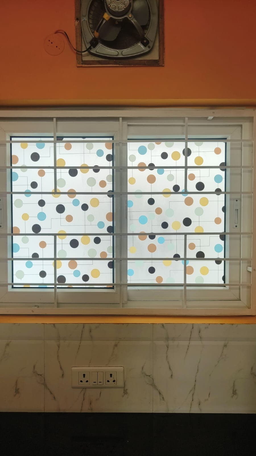 Decorative Privacy, Naturally Lit gallery image 3
